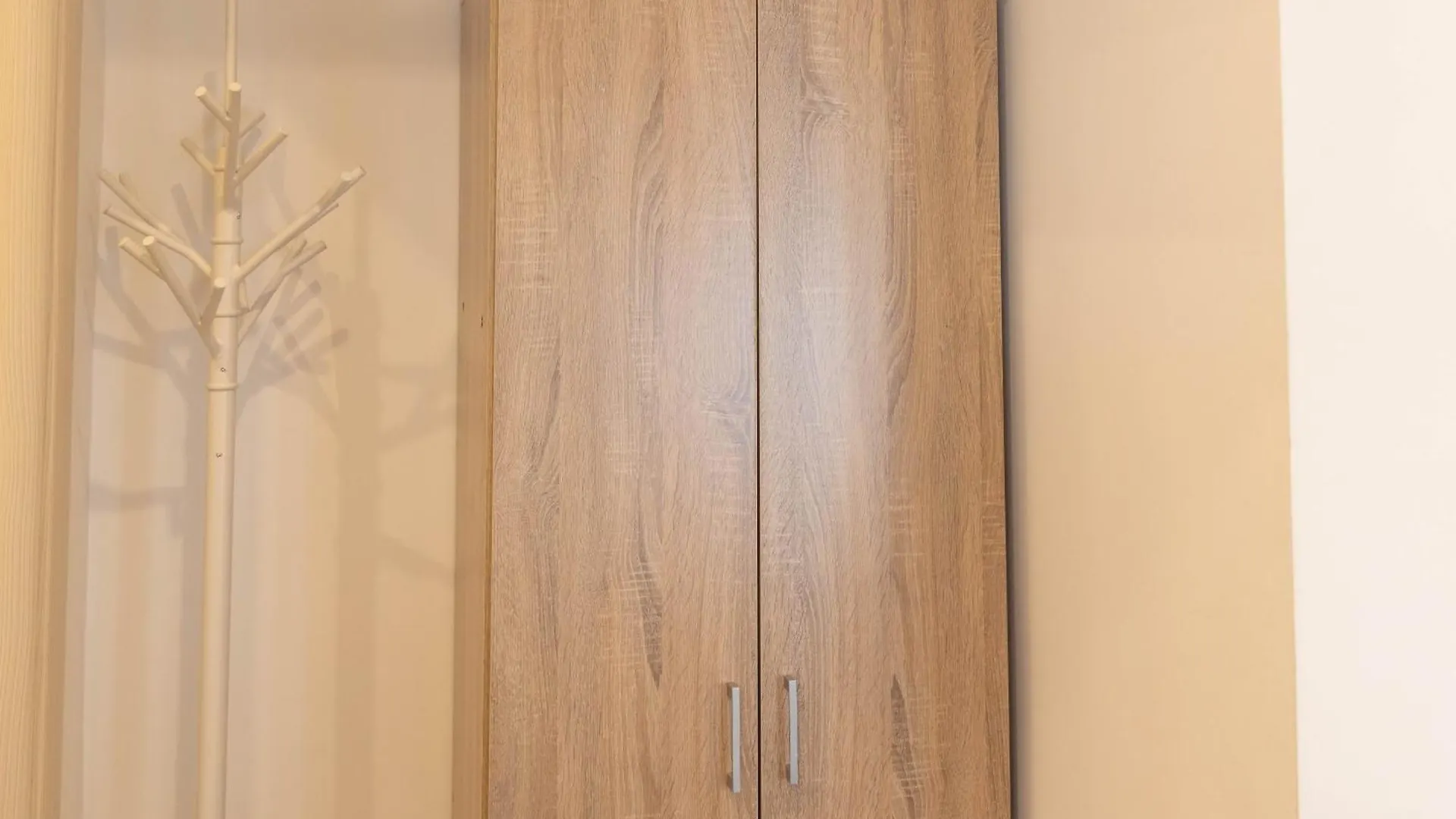 Skg Subway Apartments سالونيك